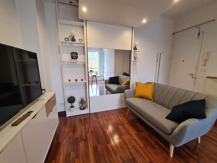 Studio A 2 Pas De La Gare ซัคทรูวิลล์ ภายนอก รูปภาพ