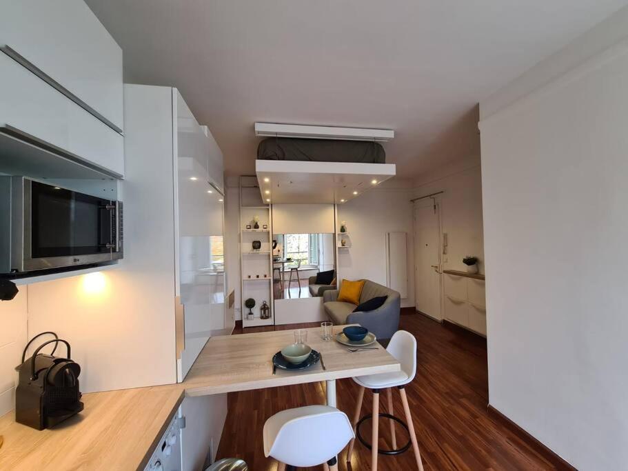 Studio A 2 Pas De La Gare ซัคทรูวิลล์ ภายนอก รูปภาพ